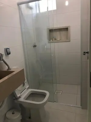 Uma casa de banho em Apartamento na praia, quadra do mar, Rua novo píer