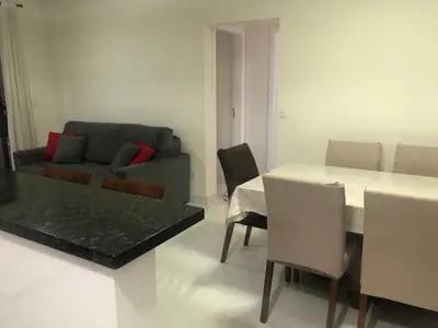 Uma área de estar em Apartamento na praia, quadra do mar, Rua novo píer
