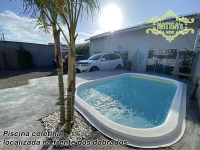 A piscina em ou perto de Sobrados aconchegante com piscina 