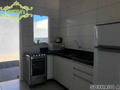 A cozinha ou kitchenette de Sobrados aconchegante com piscina 