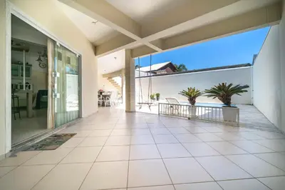 Uma varanda ou terraço em Casa de Praia em Bombinhas Beach House