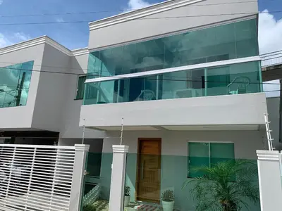 O edifício onde a casa de férias está situado