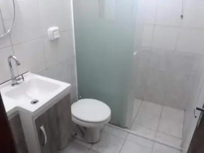 Uma casa de banho em Praia da Ilhota, lado de Baneário Camboriú