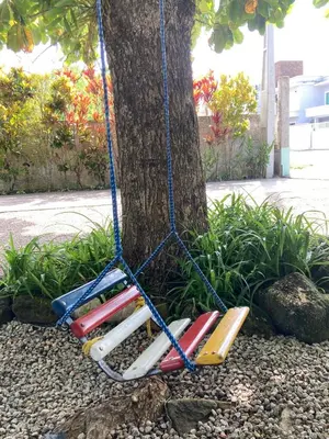 Um jardim no exterior de Casa Foca