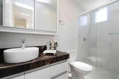 Uma casa de banho em Aluguel Apartamento 2 quartos 1 suíte | Bombas/SC