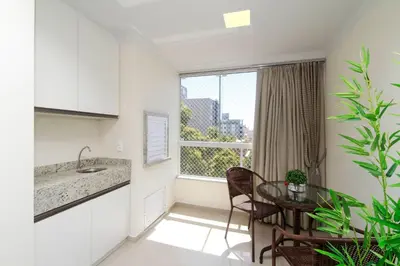 A cozinha ou kitchenette de Aluguel Apartamento 2 quartos 1 suíte | Bombas/SC
