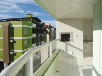 Uma televisão e/ou sistema de entretenimento em Edificio Raio de Luz