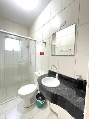 Uma casa de banho em Residencial Melfi 3 - Apto 07 - Lateral