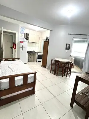 A cozinha ou kitchenette de Residencial Melfi 3 - Apto 07 - Lateral