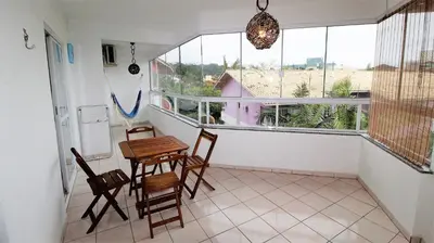 Uma varanda ou terraço em 1054 - Apartamento para locação em Bombinhas - Residencial Solar das Bromélias Apto 232