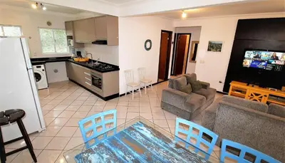 A cozinha ou kitchenette de 1054 - Apartamento para locação em Bombinhas - Residencial Solar das Bromélias Apto 232