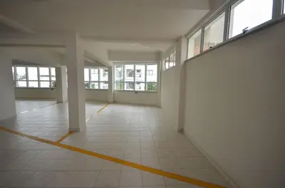 A planta de 006 - Amplo 3 quartos com vista mar em Bombas