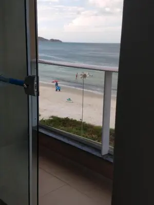 Uma vista do mar geral ou uma vista do mar a partir das estalagens
