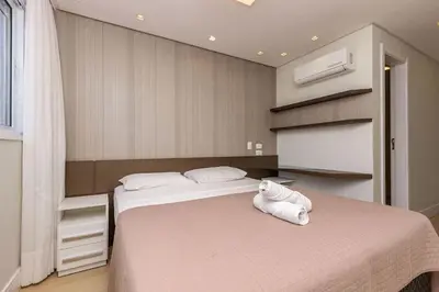 A planta de Boulevard 215C - Excelente apartamento em condomínio de luxo no centro de Bombinhas - Piscina - Jacuzzi - Academia - Portaria 24h.