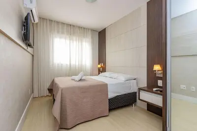 A planta de Boulevard 224D - Excelente apartamento em condomínio de luxo no centro de Bombinhas - Piscina - Jacuzzi - Academia - Portaria 24h.