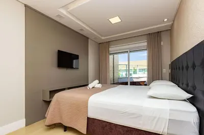 A planta de Boulevard 310D - Excelente Cobertura com Jacuzzi Privativa em condomínio de luxo no centro de Bombinhas - Piscina - Jacuzzi - Academia - Portaria 24h.