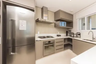 A planta de Varandas do Atlântico 401-A – Apartamento de Alto Padrão com Vista Panorâmica para o Mar em Bombas.