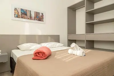 A planta de Punta Blu 102-7 – Apartamento de alto padrão em Condomínio Exclusivo, Quadra poliesportiva - Piscina - Portaria 24h.