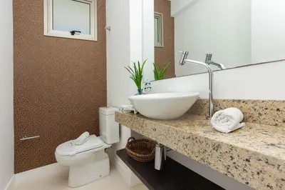 A planta de Punta Blu 102-7 – Apartamento de alto padrão em Condomínio Exclusivo, Quadra poliesportiva - Piscina - Portaria 24h.