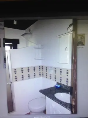 Uma casa de banho em apartamento a 20 metros do mar bombinhas