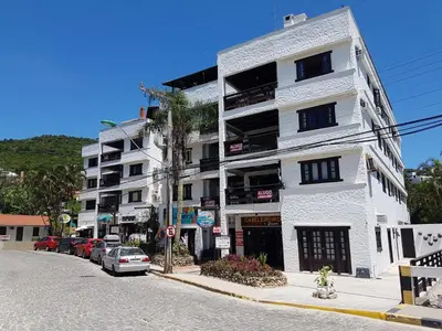 O edifício onde o apartamento está situado