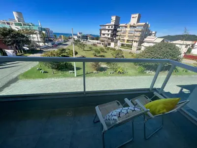 Uma varanda ou terraço em Desfrute de Mariscal a 150 M da Praia - V6