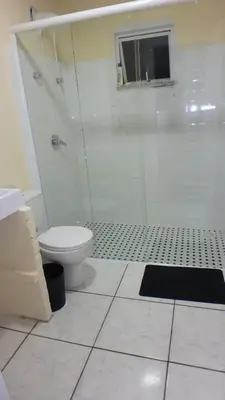Uma casa de banho em Residencial Marondas