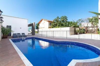 A piscina em ou perto de Aluguel Apartamento 2 quartos s 1 suíte Bombas/SC