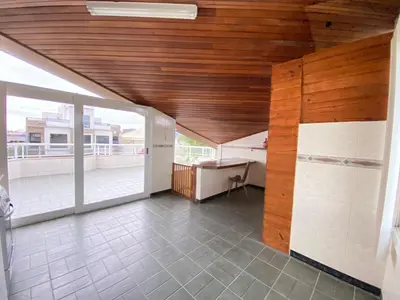 A planta de Casa Bombinhas com Piscina