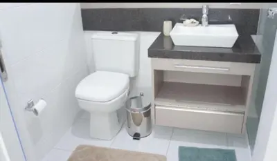 Uma casa de banho em BORBOLETAS DO MAR