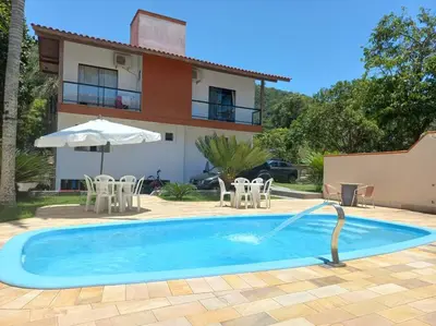 A piscina em ou perto de Recanto das Acacias