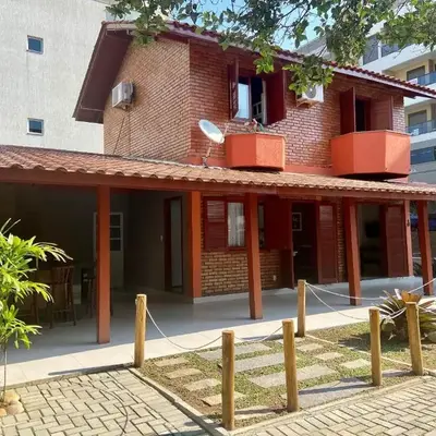020A - Sobrado de 3 quartos para alugar