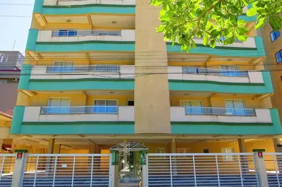 O edifício onde o apartamento está situado