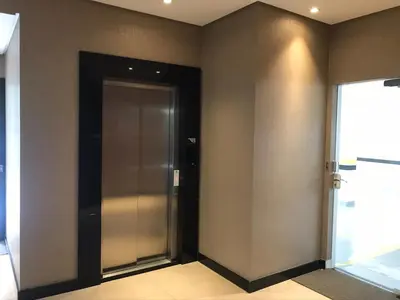 A planta de Apartamento 2 dormitórios a 300 metros do mar na Meia Praia - Itapema-sc