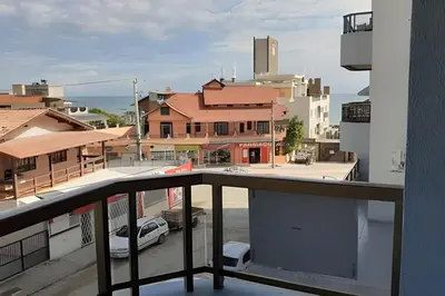 Uma varanda ou terraço em Apartamento com VISTA para o MAR no centro de Bombinhas