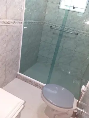 Uma casa de banho em Pérola de Bombinhas