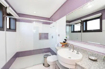 Uma casa de banho em Hospedaria Refugio das Galés