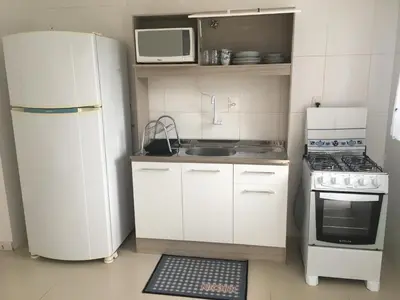A cozinha ou kitchenette de Linda casa frente mar- praia de Porto Belo