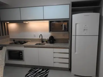 A cozinha ou kitchenette de Apartamento em Bombinhas