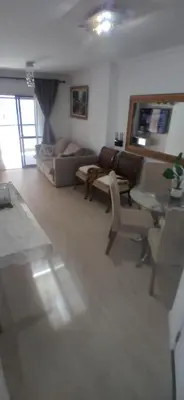 A planta de Apartamento quadra mar reformado
