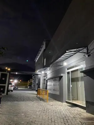 O edifício onde a casa de hóspedes está situado