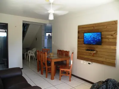 A planta de Duplex com ótimo custo x benefício pertinho da Praia de Mariscal
