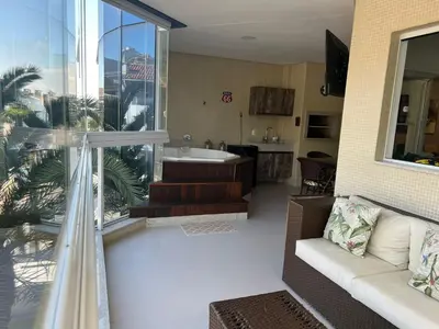 A cozinha ou kitchenette de 1072 - Apartamento 3 suítes Alto Padrão com SPA na Praia de Bombinhas