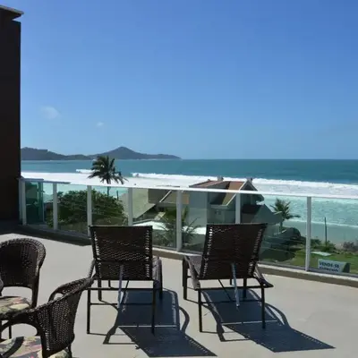 Belíssima cobertura duplex - De frente para o mar - Bombinhas-SC