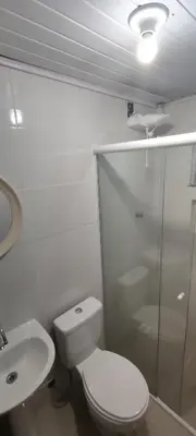 Uma casa de banho em DK3 - CaSA COM 3 SUITES COM PISCINA BRUNO KLEMTZ
