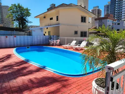 A piscina em ou perto de DK3 - CaSA COM 3 SUITES COM PISCINA BRUNO KLEMTZ