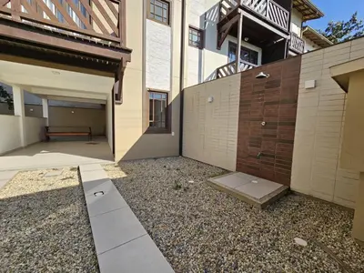 A planta de SOBRADO 180 MTS PRAIA MARISCAL BOMBINHAS Algodoeiro 249-4