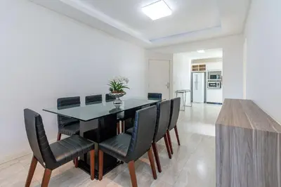 A cozinha ou kitchenette de Aluguel Apartamento 3 quartos vista mar Bombas SC