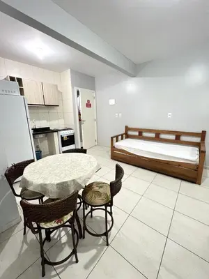 Uma cama ou camas num quarto em Residencial Melfi 3 - Apto 06 - Lateral
