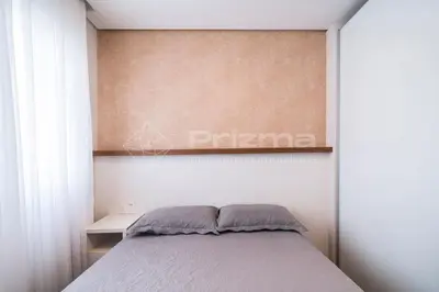 Uma cama ou camas num quarto em Varandas 405 A · Apartamento em Condomínio de luxo frente ao mar .